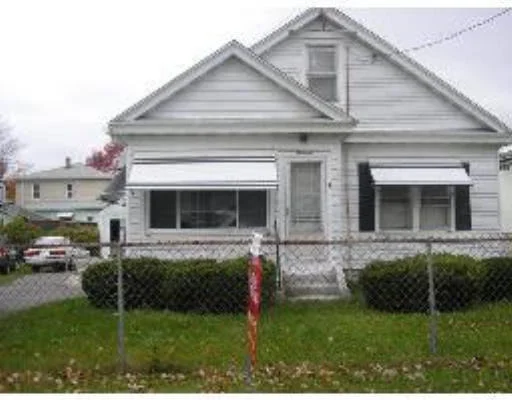 Unit for sale at 14 Lucerne Rd, Springfield, MA 01119
