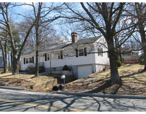 Unit for sale at 536 Russell St, Woburn, MA 01801
