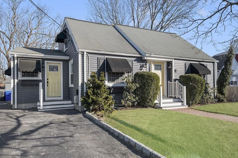Unit for sale at 38 Brae St, North Providence, RI 02911