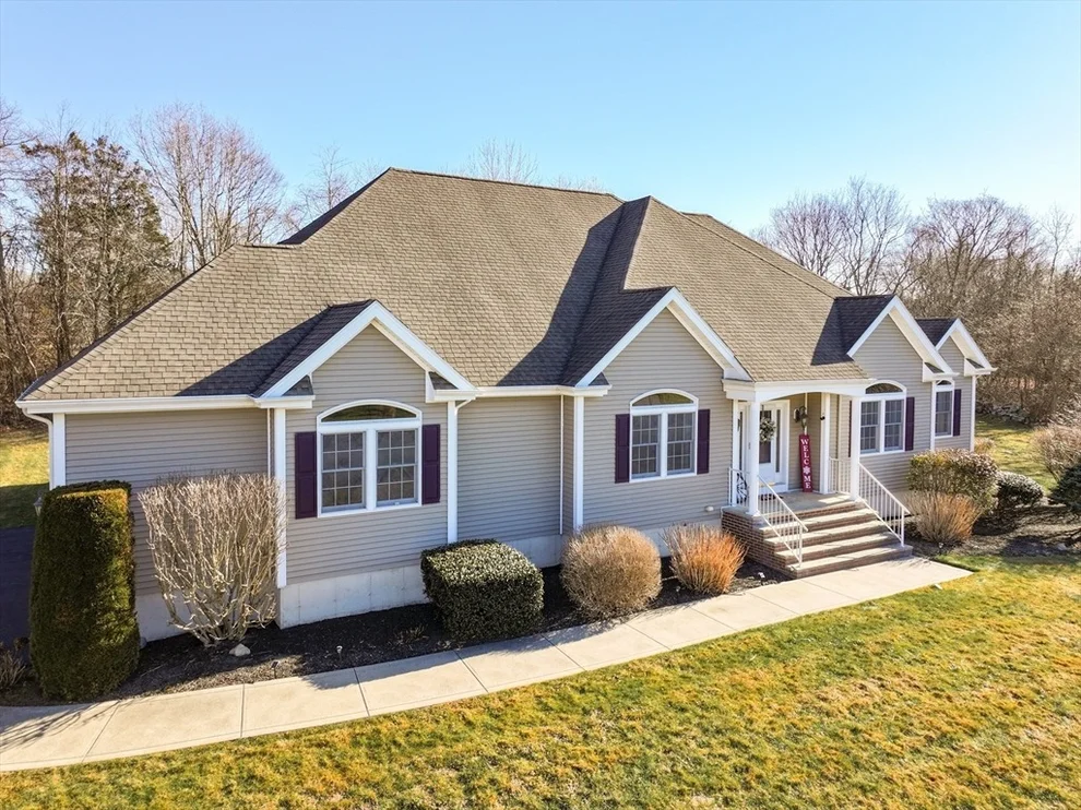Unit for sale at 40 Sycamore Ln, Westport, MA 02790