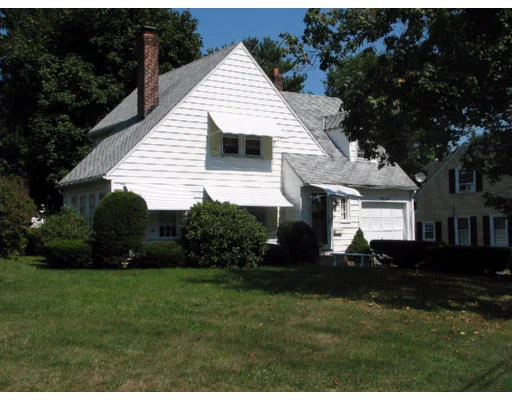 Unit for sale at 28 Kazbeck, Springfield, MA 01151