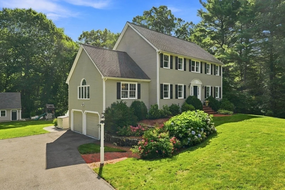 Unit for sale at 9 Kathy Drive, Foxboro, MA 02035