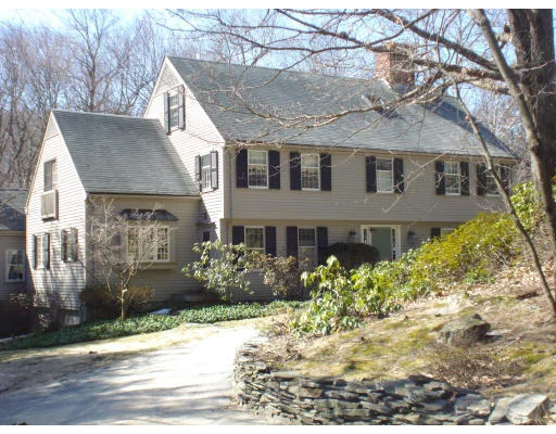 Unit for sale at 22 Black Oak Rd, Weston, MA 02493