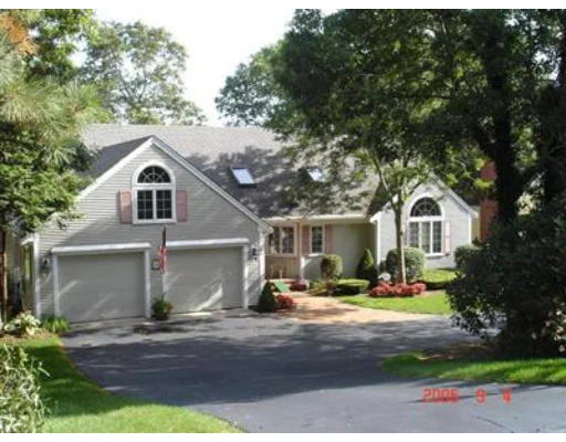Unit for sale at 146 Olde Homestead Drive, Barnstable, MA 02648