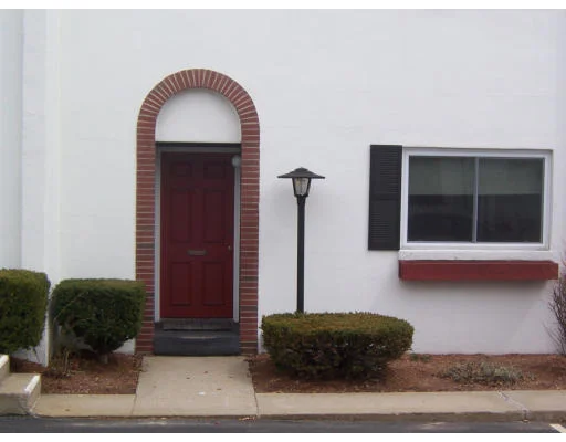 Unit for sale at 1 Charles St, Reading, MA 01867