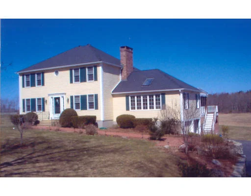 Unit for sale at 384 West Main Street, Millbury, MA 01527