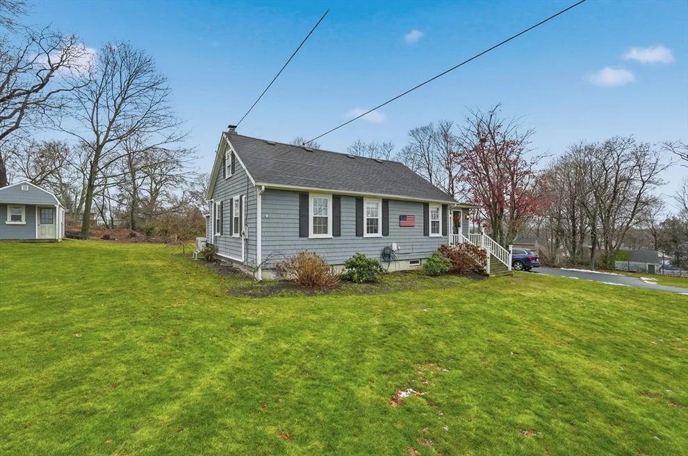 Unit for sale at 98 Cliffe Ave, Swansea, MA 02777