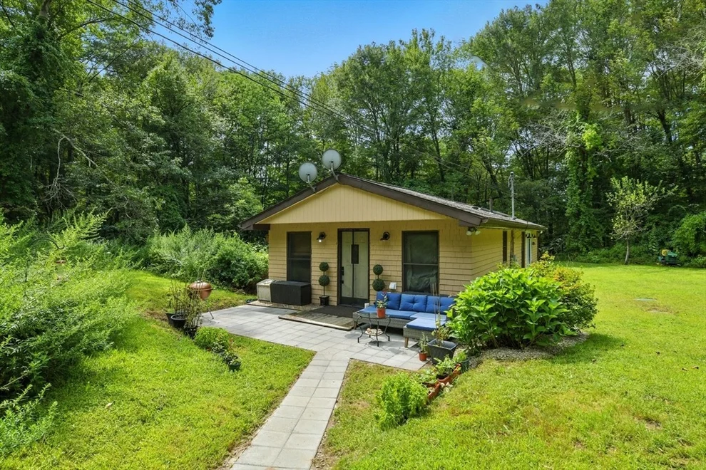 Unit for sale at 68 Stagecoach Rd, West Brookfield, MA 01585