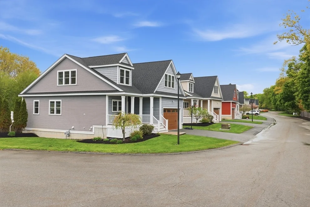 Unit for sale at 19 Edmunds Cove, Danvers, MA 01923