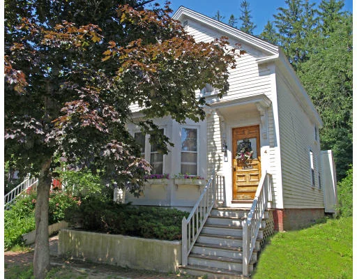 Unit for sale at 4 Johnson Street, Newburyport, MA 01950