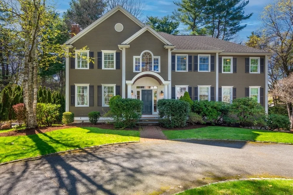 Unit for sale at 89 Green St, Needham, MA 02492