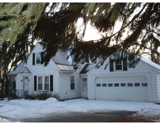 Unit for sale at 158 Electric Ave, Lunenburg, MA 01462