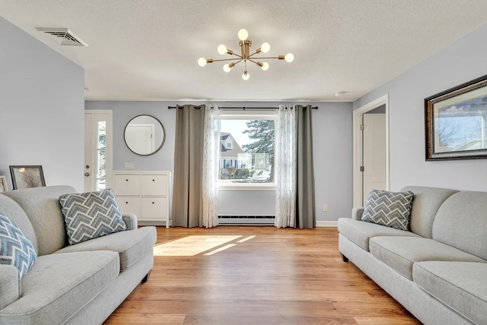 Unit for sale at 10 Gately Dr, Woburn, MA 01801