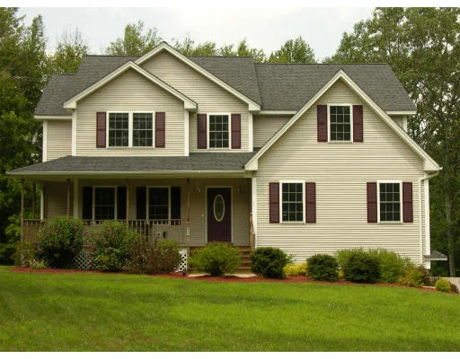 Unit for sale at 743 Woodland Way, Russell, MA 01071