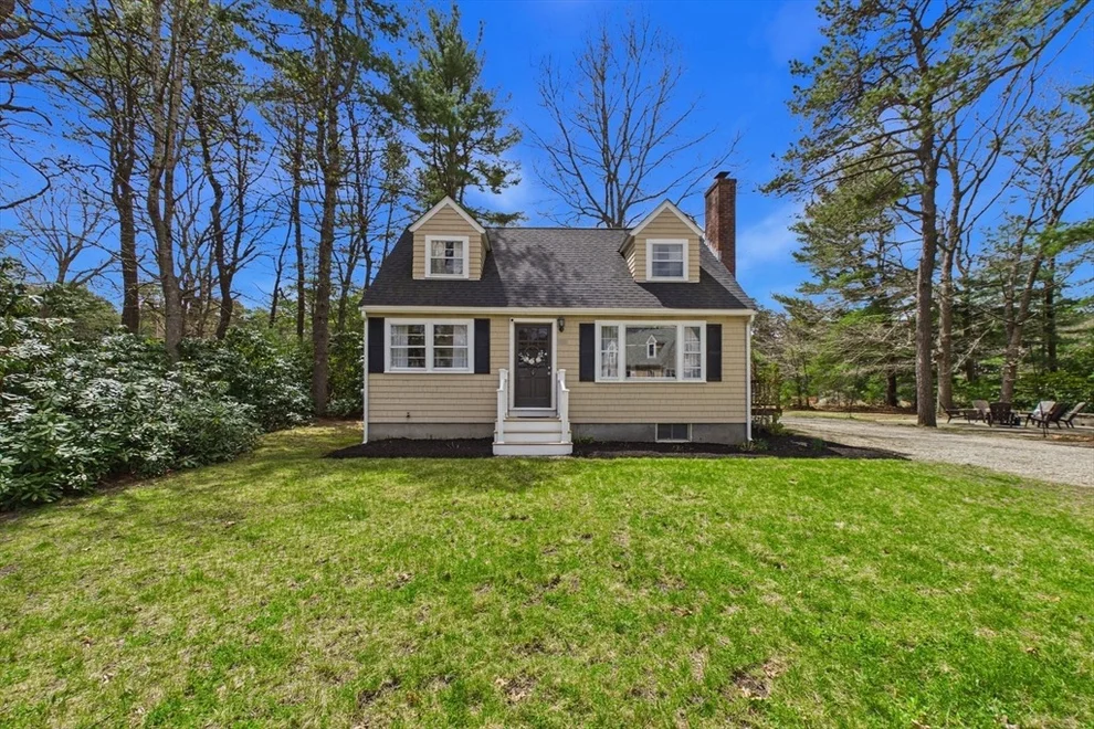 Unit for sale at 13 Albatross Ave, Wareham, MA 02538