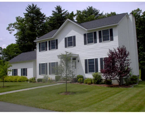 Unit for sale at 3 Eaton Pines Lane, Framingham, MA 01701