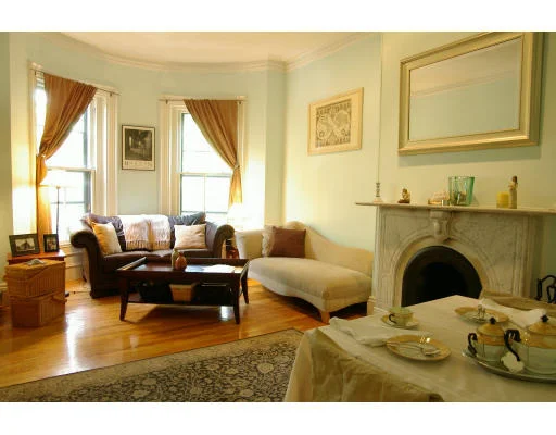 Unit for sale at 6 Wellington St, Boston, MA 02118