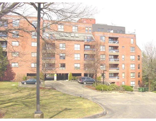 Unit for sale at 4 Summit Drive, Reading, MA 01867