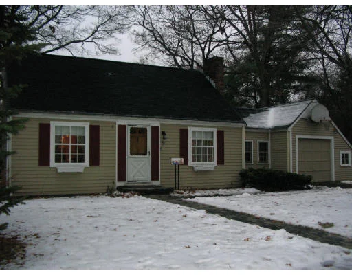 Unit for sale at 9 Leland Rd, Natick, MA 01760