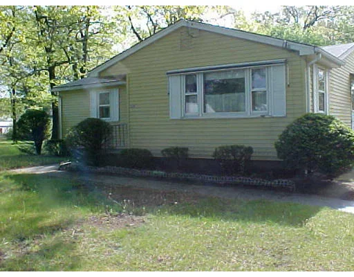 Unit for sale at 204 Willimansett St, South Hadley, MA 01075