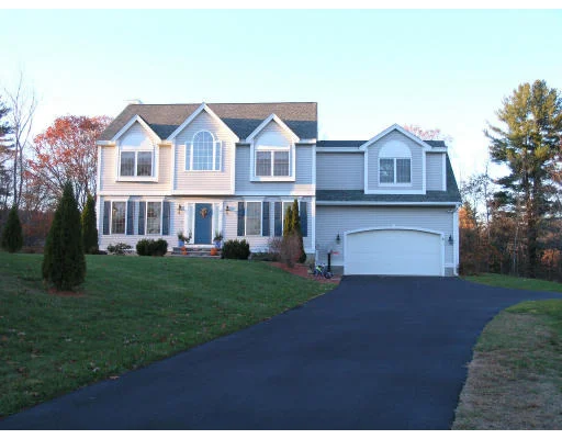 Unit for sale at 12 Butterfield Lane, Westford, MA 01886