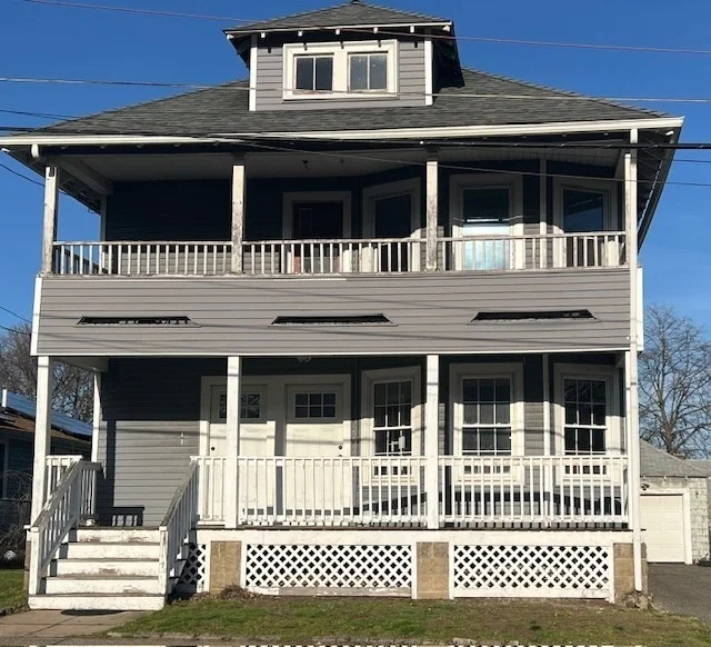 Unit for sale at 107 Myrtle St, Lynn, MA 01905