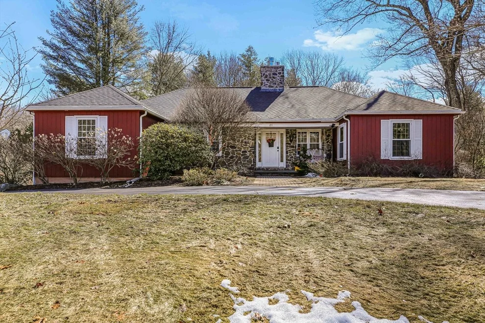 Unit for sale at 26 Middlemost Way, Stow, MA 01775