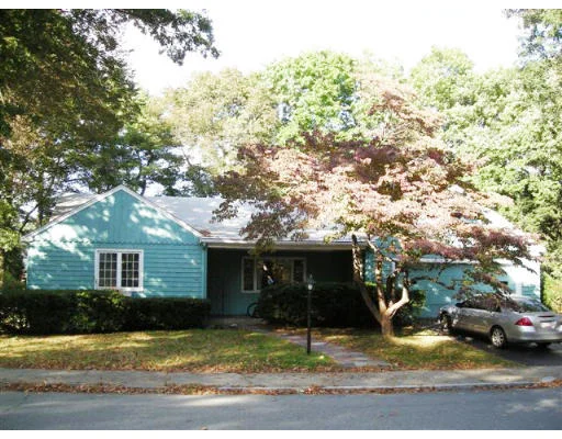 Unit for sale at 20 Veery Rd, Attleboro, MA 02703