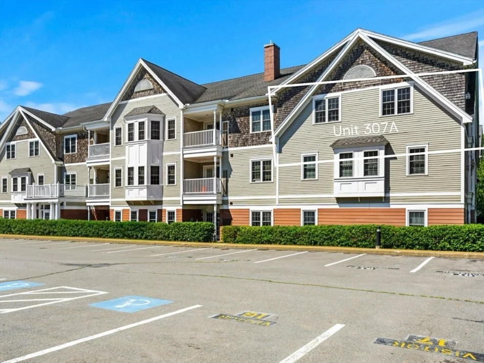 Unit for sale at 210 Chickering, North Andover, MA 01845