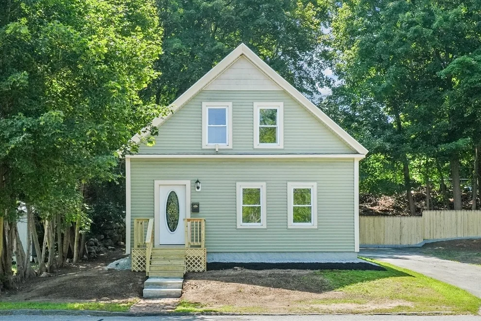 Unit for sale at 149 E Broadway, Gardner, MA 01440