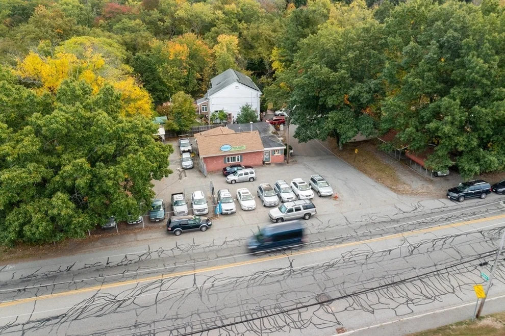 Unit for sale at 670 Lowell St, Methuen, MA 01844