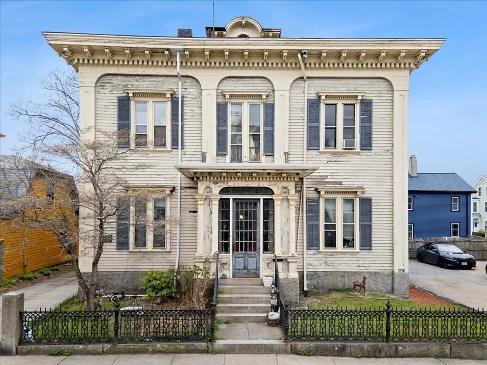 Unit for sale at 179 Cottage St, New Bedford, MA 02740