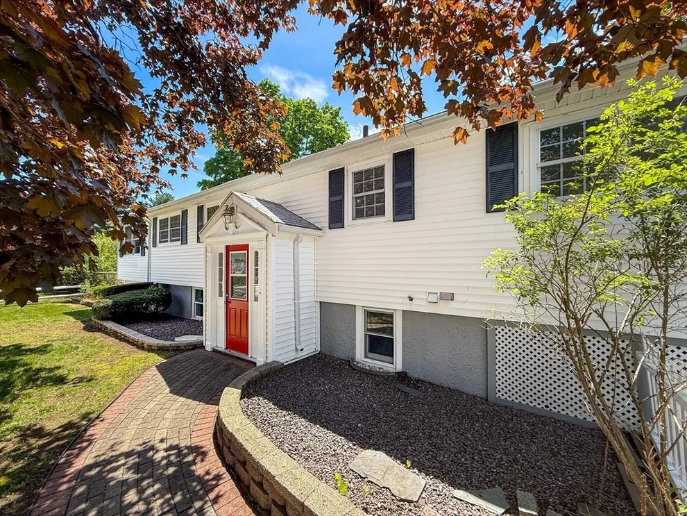 Unit for sale at 78 Howland Rd, Stoughton, MA 02072