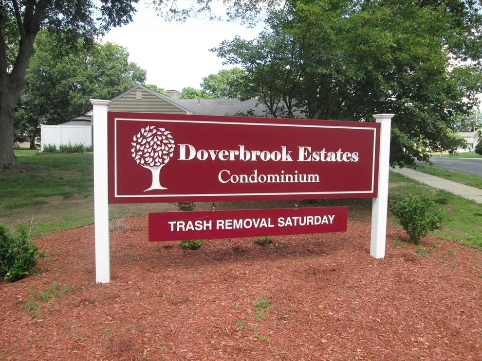 Unit for sale at 26 Horseshoe Dr., Chicopee, MA 01022