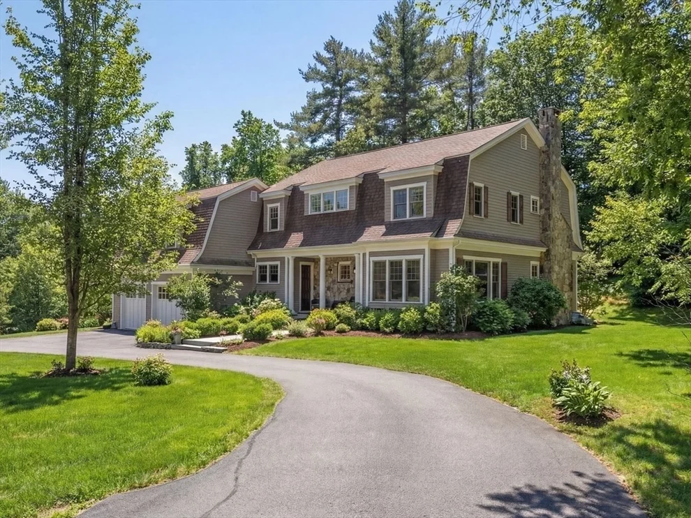 Unit for sale at 545 Concord Rd, Sudbury, MA 01776