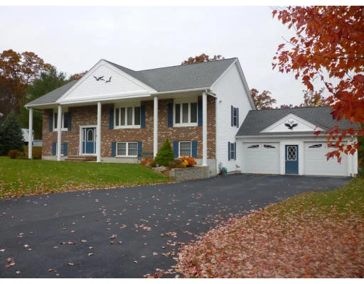 Unit for sale at 5 Rolling Hill Road, Billerica, MA 01821