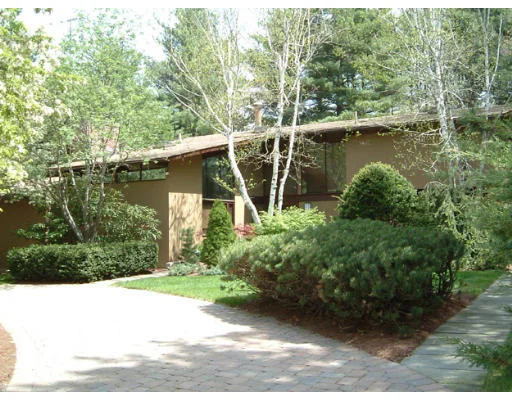 Unit for sale at 23 Bateson Drive, Andover, MA 01810