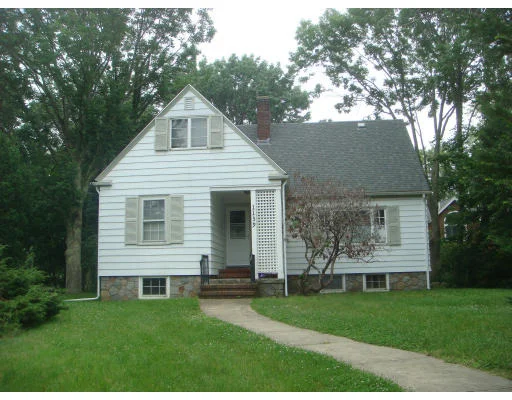 Unit for sale at 1139 Washington St, Gloucester, MA 01930