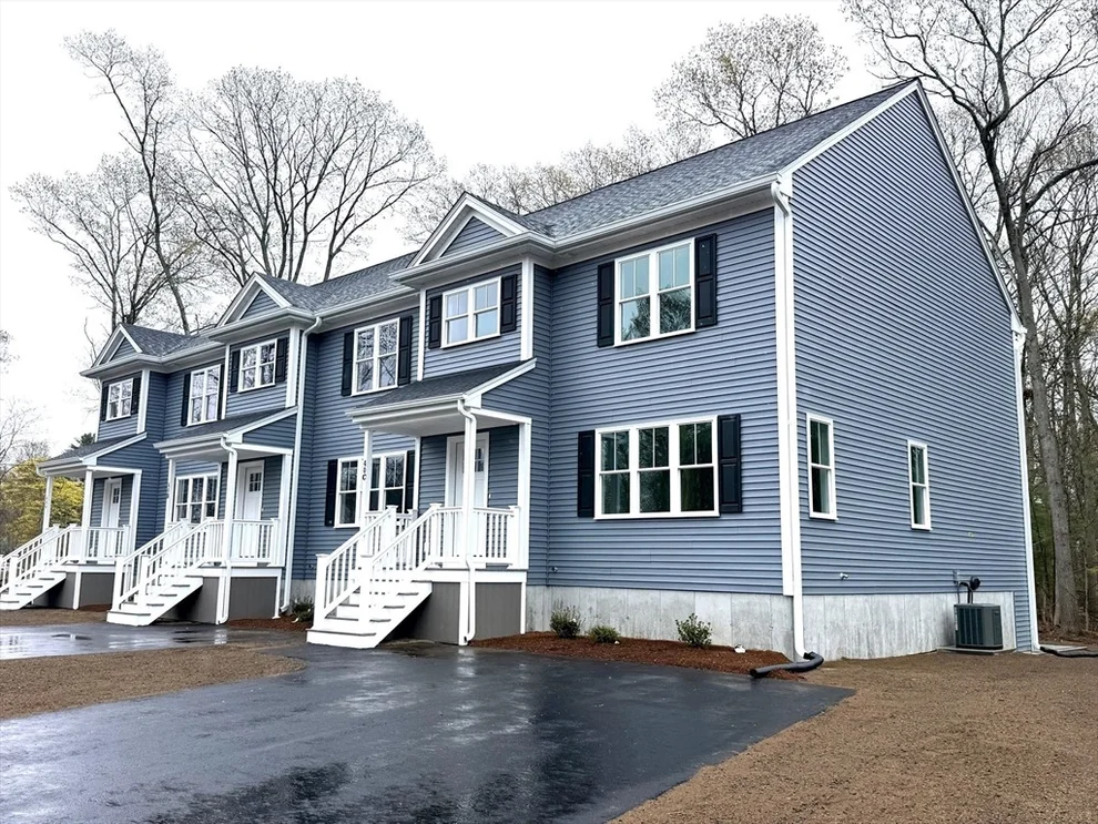 Unit for sale at 40 Filipe Way, Taunton, MA 02780