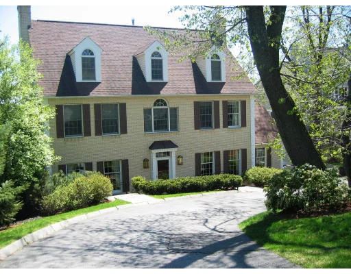 Unit for sale at 99 Huntington Rd, Newton, MA 02458