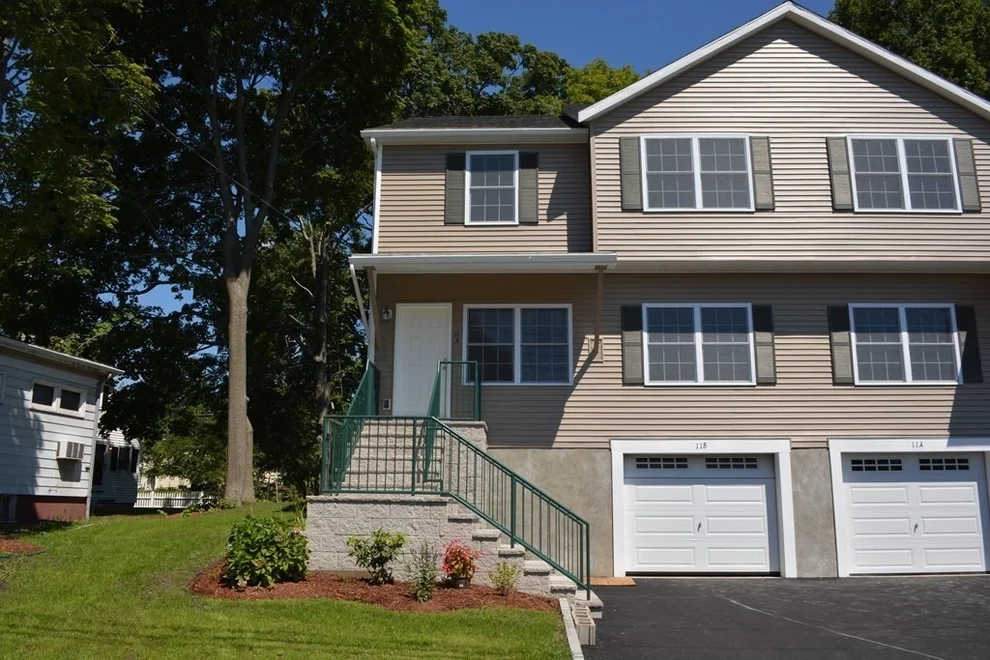 Unit for sale at 11 Taylor St, Saugus, MA 01906