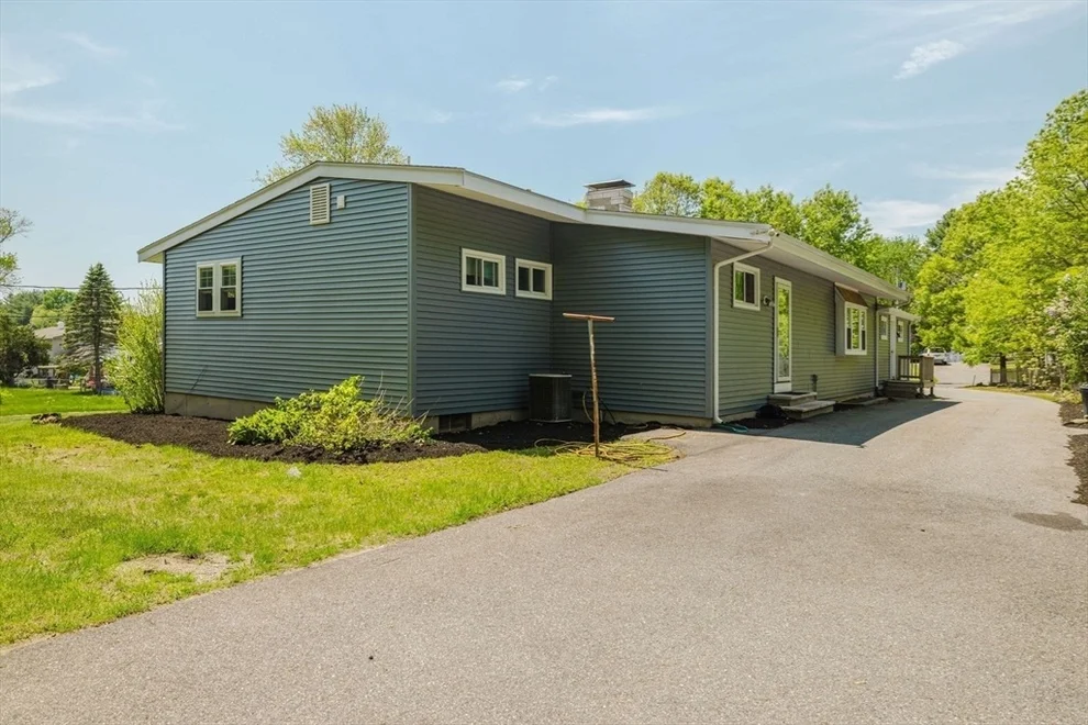 Unit for sale at 33 Margaret Rd, Taunton, MA 02718