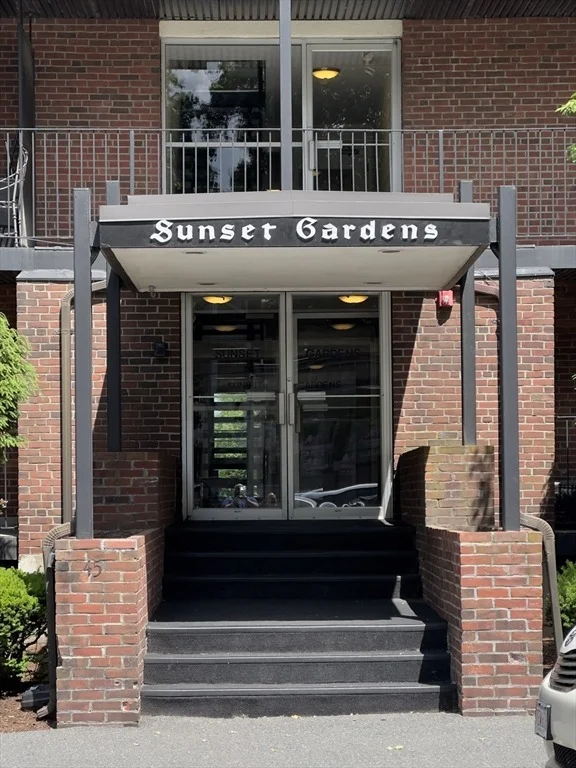 Unit for sale at 45 Oval Rd, Quincy, MA 02170