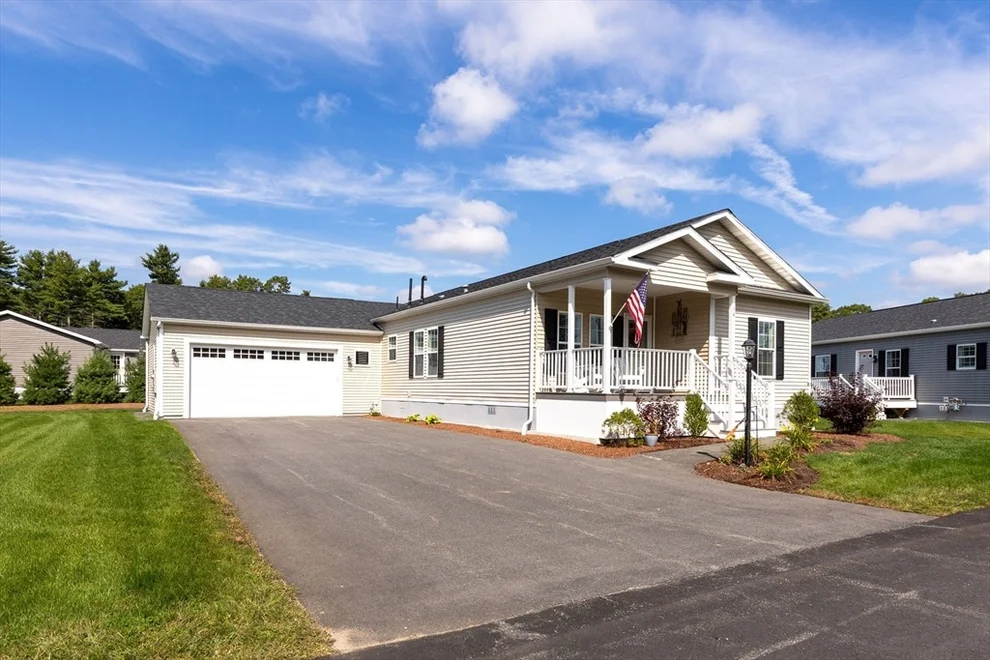 Unit for sale at 94 Sycamore Lane, Taunton, MA 02780