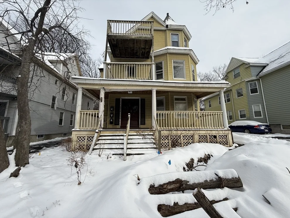 Unit for sale at 77 Fort Pleasant Ave, Springfield, MA 01108