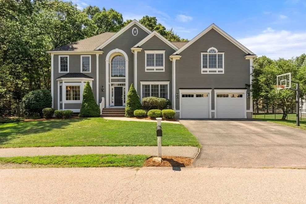 Unit for sale at 22 Thistle Road, North Andover, MA 01845