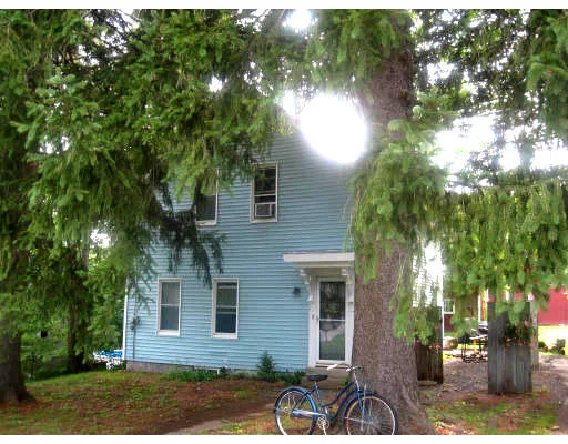 Unit for sale at 8 Franklin Street, Douglas, MA 01516