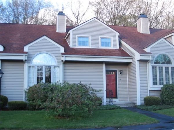 Unit for sale at 237 South St, Shrewsbury, MA 01545