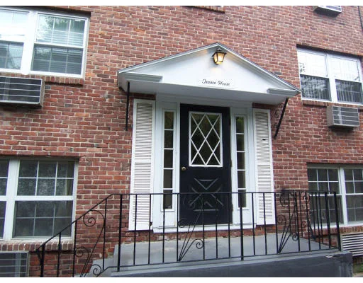 Unit for sale at 9 Colonial Village Dr, Arlington, MA 02474