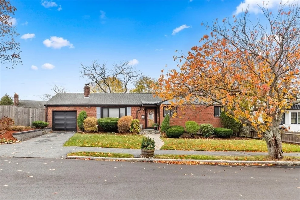 Unit for sale at 35 Alden Rd, Swampscott, MA 01907
